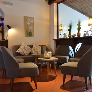 Dahoam By Sarina - Rooms & Suites